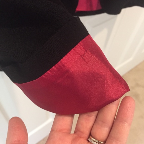 **SOLD** Olive & Oak Relaxed Blazer - Black - Picture 7 of 7